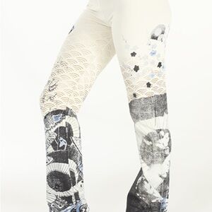 Elegant Women's Cream and Black Patterned Leggings